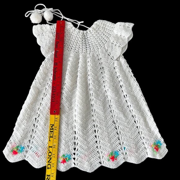 Vtg White Crochet Baby Dress Size 3 M 6 M Embroidery Ruffle Sleeves Cottagecore - Picture 3 of 3